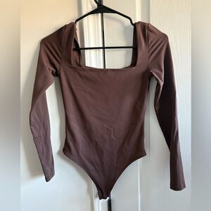 Babaton Aritzia Chocolate Long Sleeve Body Suit